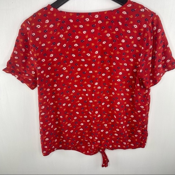 Madewell Novel Tie Front Top in Prairie Posies Red Floral Top - Picture 4 of 5